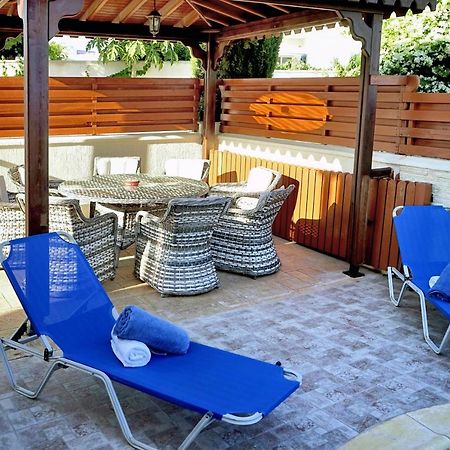Chronas By Prestige Bookings Coral Bay Eksteriør billede