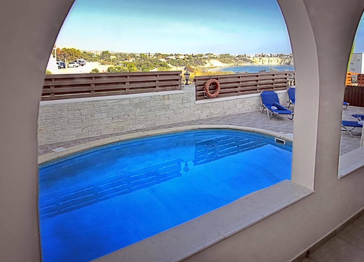 Chronas By Prestige Bookings Coral Bay Eksteriør billede